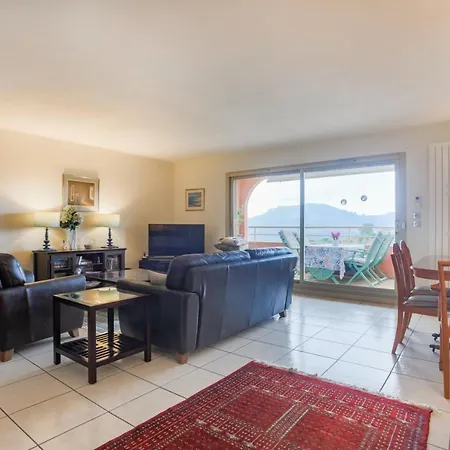 Apartman Vaste 3 Pieces Traversant Dans Domaine Prive Mandelieu